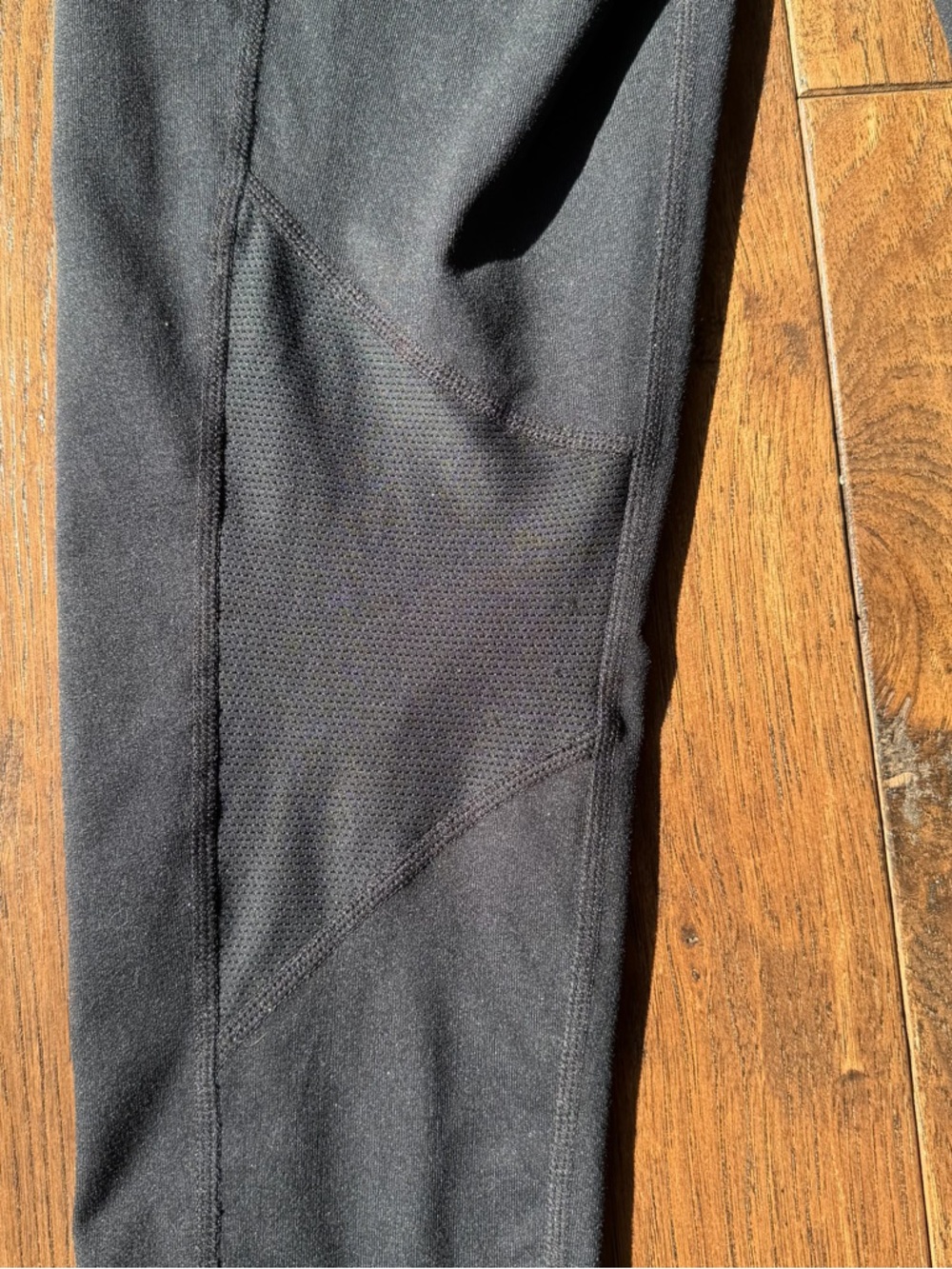 Athleta "Be Free" 2-in-1 Skirted Capri Legging - Picture 10 of 12